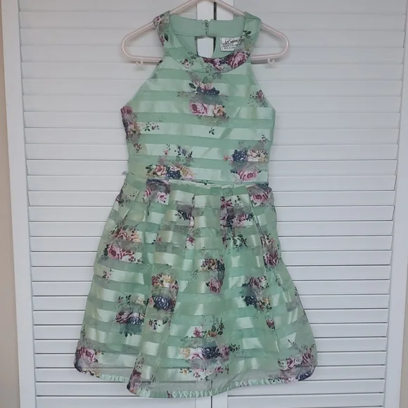 Knitworks Dresses | Knit Works Girls Floral Dress | Color: Green | Size: 6g | Crystalityy's Closet Knitworks Dresses | Knit Works Girls Floral Dress | Color: Green | Size: 6g | Crystalityy's Closet